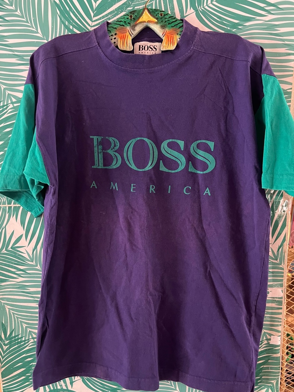 BOSS America Purple Graphic Logo Tee with Teal Sleeves vintage 90’s Sz M